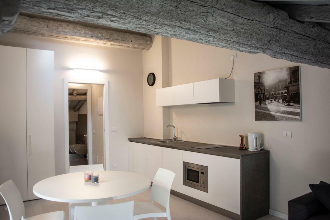 Residenza La Torre Apartamento Mântua Exterior foto